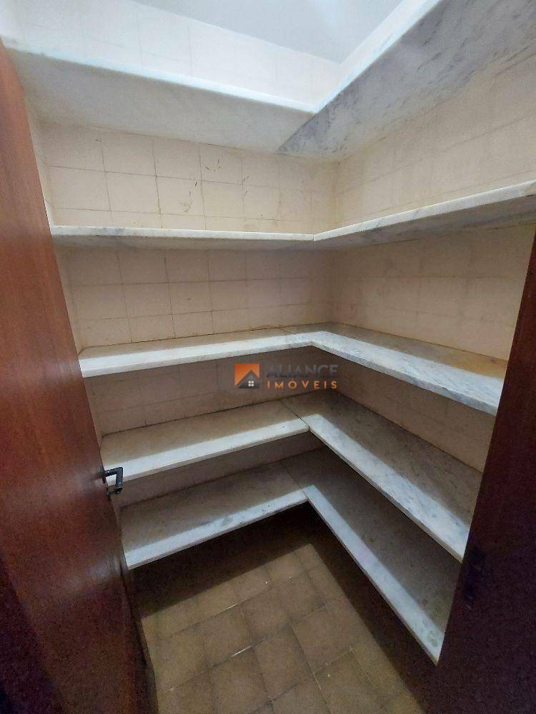 Apartamento à venda com 3 quartos, 149m² - Foto 35