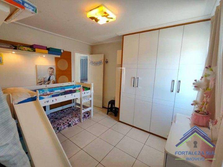 Casa de Condomínio à venda com 3 quartos, 176m² - Foto 13