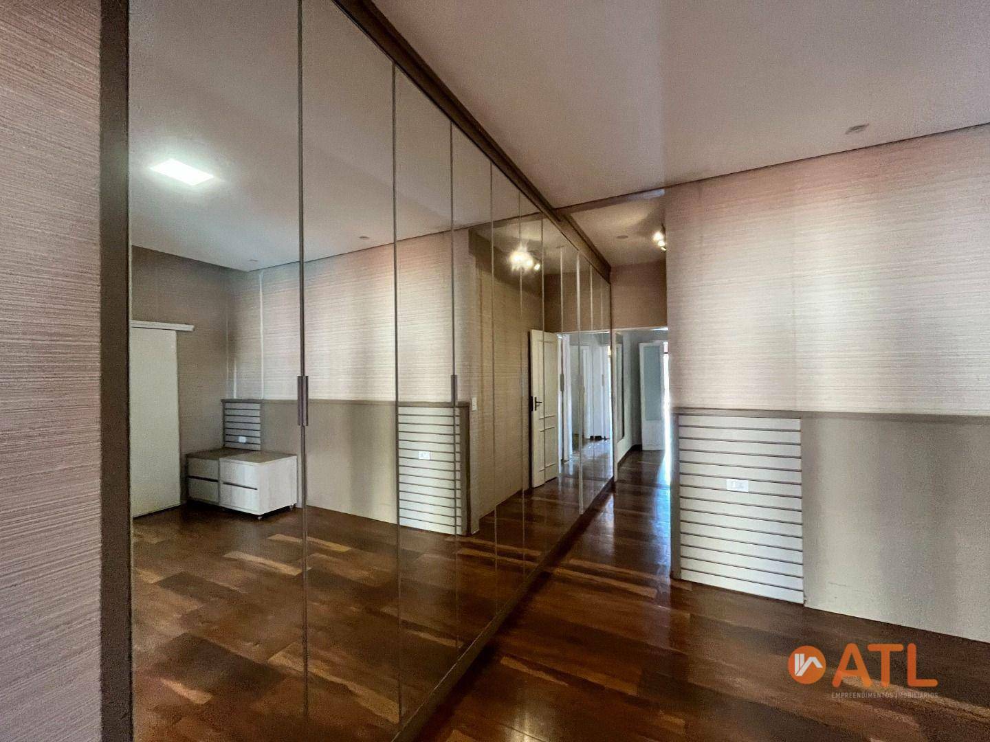 Casa à venda com 3 quartos, 359m² - Foto 20