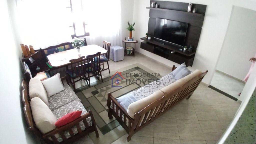 Sobrado à venda com 3 quartos, 140m² - Foto 2