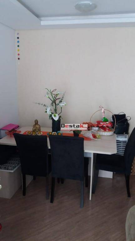 Apartamento à venda com 2 quartos, 55m² - Foto 15