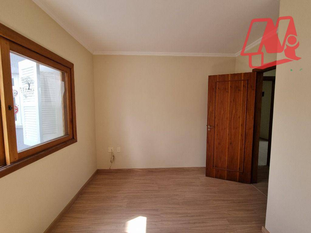 Apartamento para alugar com 2 quartos, 75m² - Foto 18