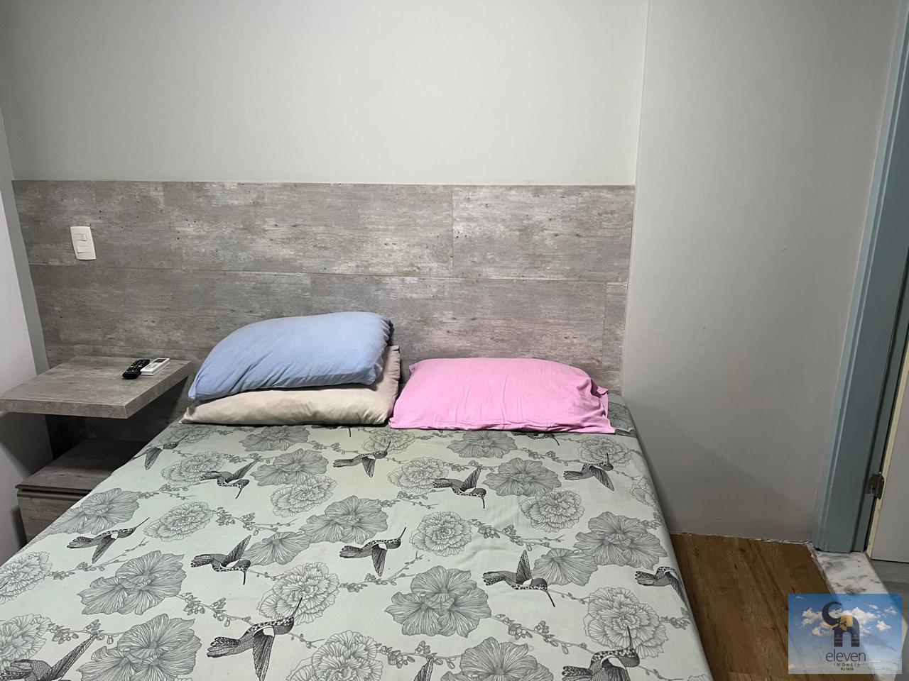 Apartamento para alugar com 2 quartos, 800m² - Foto 11