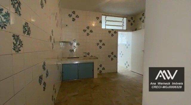 Apartamento à venda com 2 quartos, 70m² - Foto 7