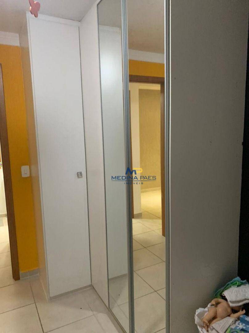 Apartamento à venda com 2 quartos, 60m² - Foto 11