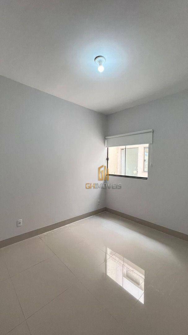 Casa à venda com 2 quartos, 97m² - Foto 11