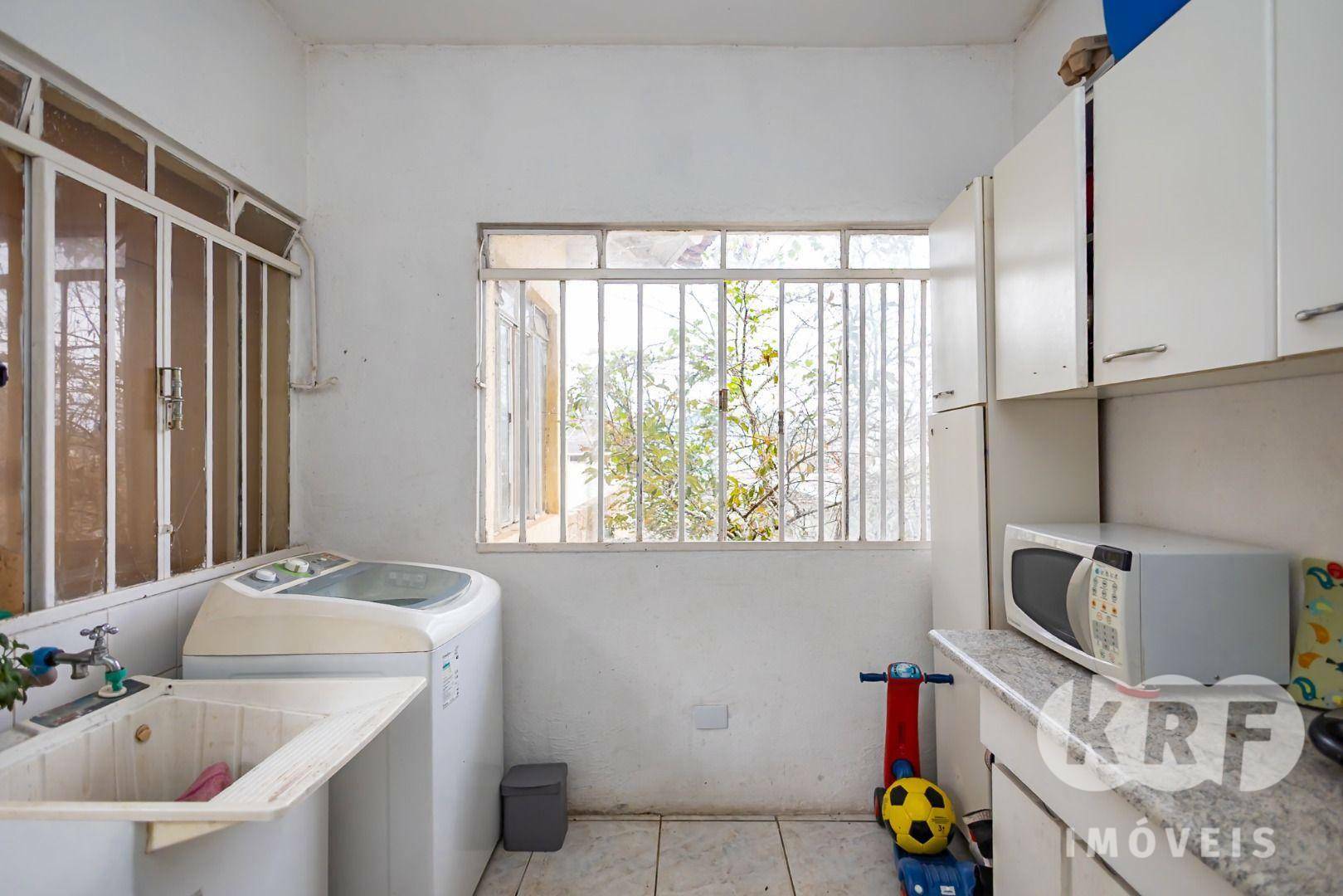 Casa à venda com 4 quartos, 96m² - Foto 23