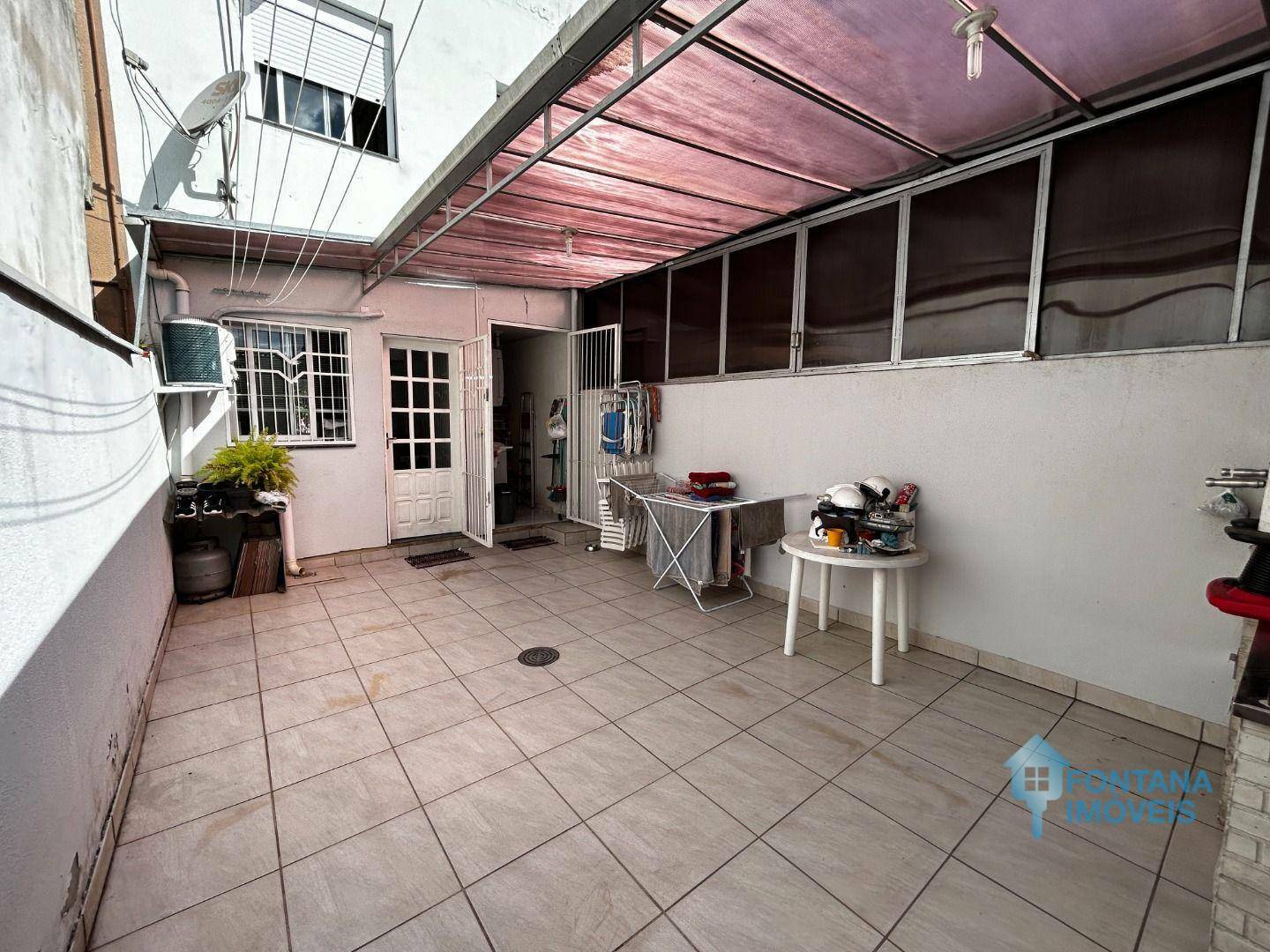 Casa à venda com 2 quartos, 72m² - Foto 13