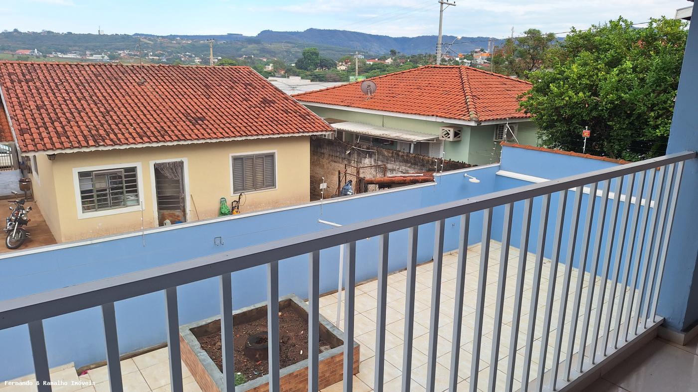 Casa para alugar com 3 quartos, 300m² - Foto 10