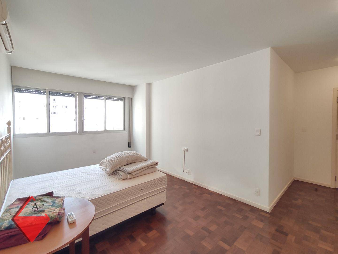 Apartamento à venda com 3 quartos, 222m² - Foto 29