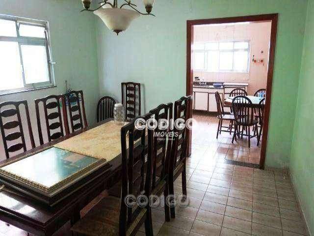 Casa à venda com 3 quartos, 300m² - Foto 4