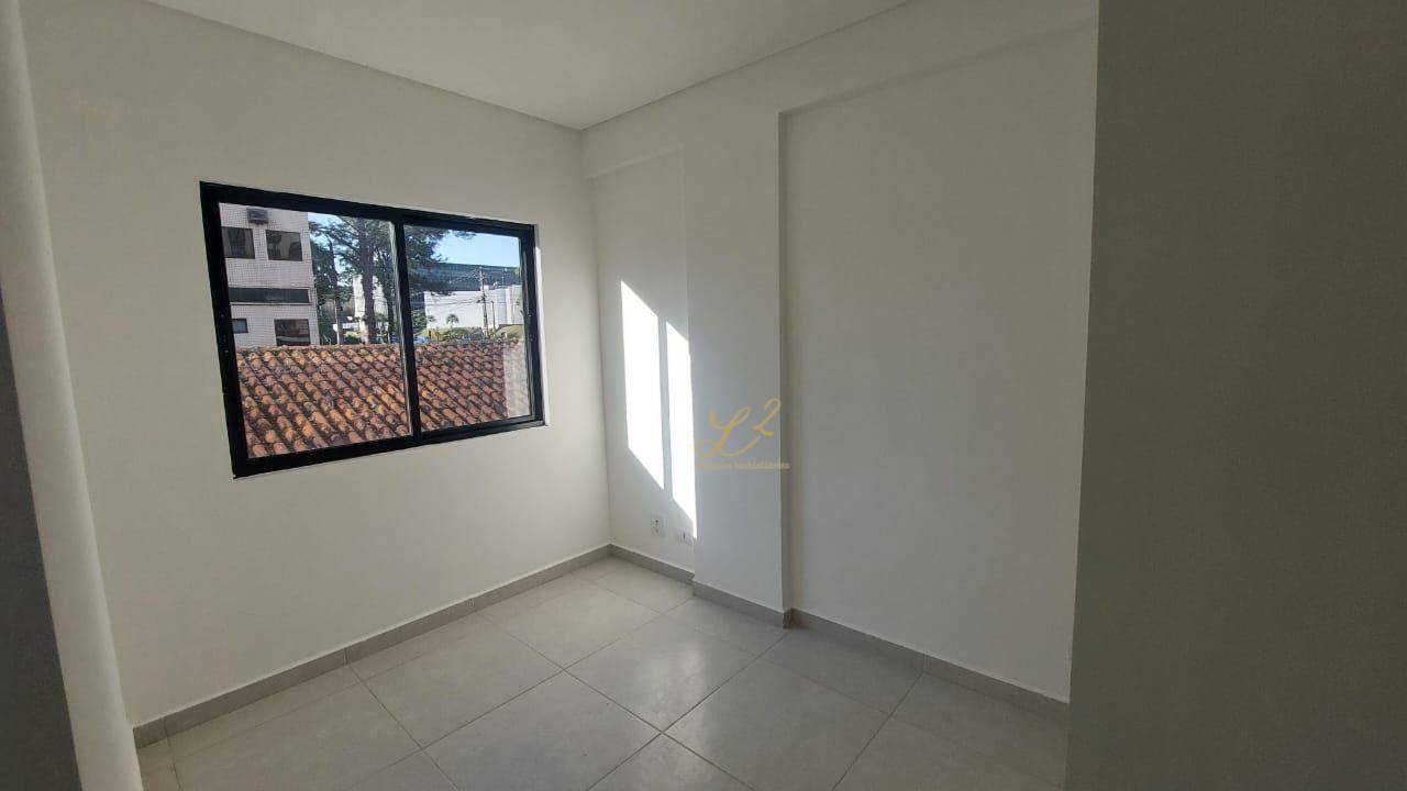 Apartamento para alugar com 2 quartos, 64m² - Foto 14