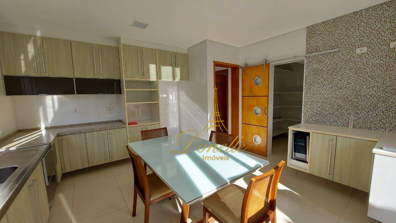 Sobrado à venda e aluguel com 5 quartos, 241m² - Foto 5