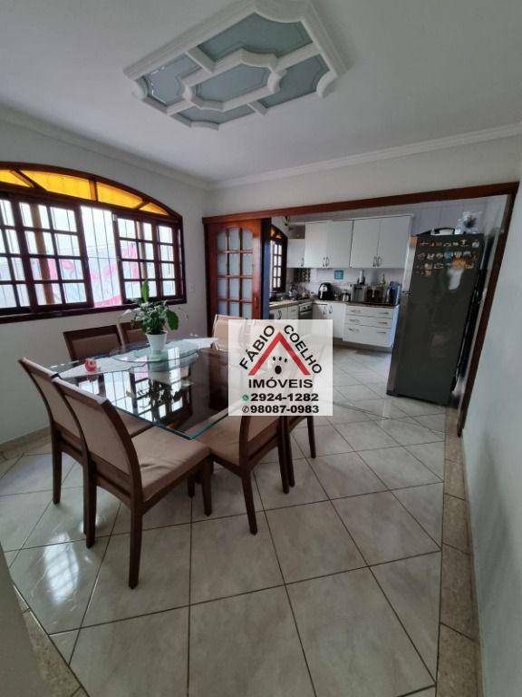 Sobrado à venda com 3 quartos, 180m² - Foto 33