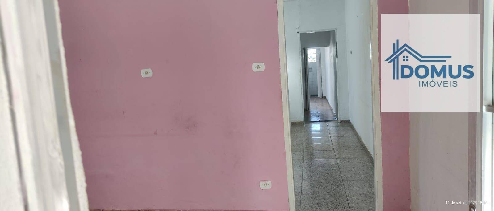 Casa à venda com 2 quartos, 80m² - Foto 2