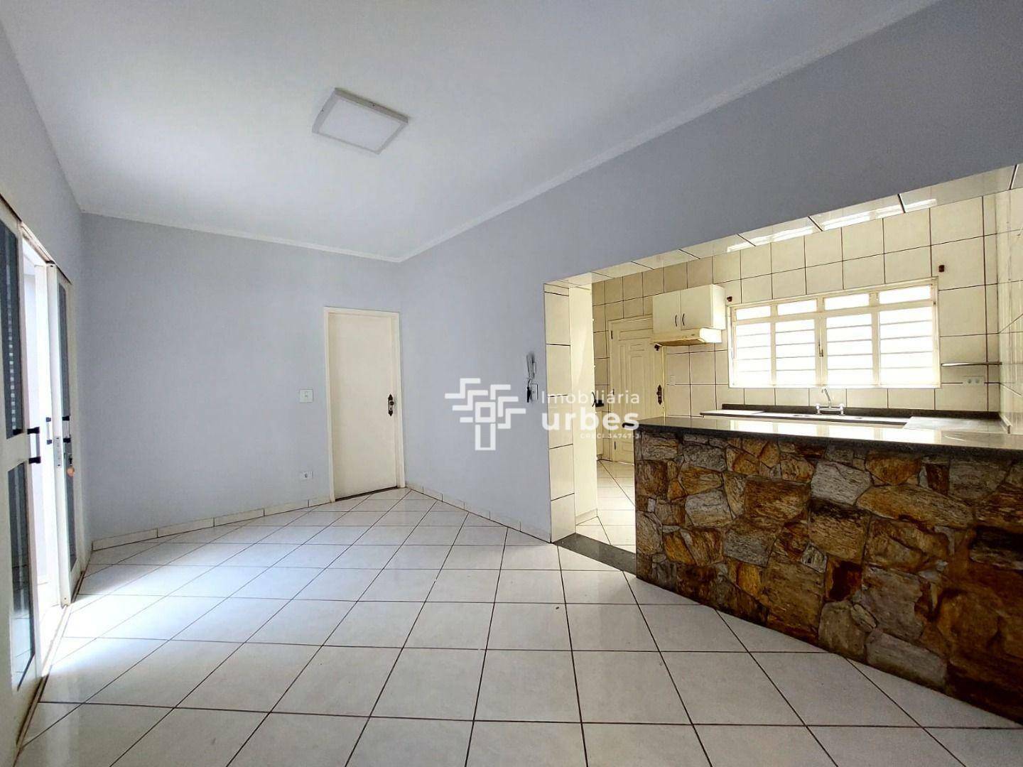 Casa para alugar com 3 quartos, 225m² - Foto 3