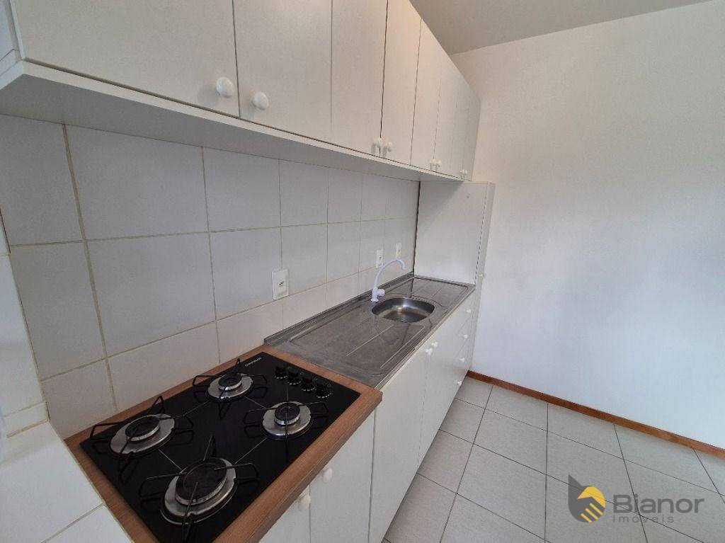 Apartamento para alugar com 2 quartos, 64m² - Foto 9