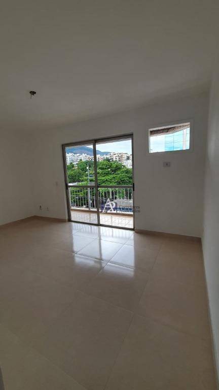 Apartamento à venda com 2 quartos, 79m² - Foto 17