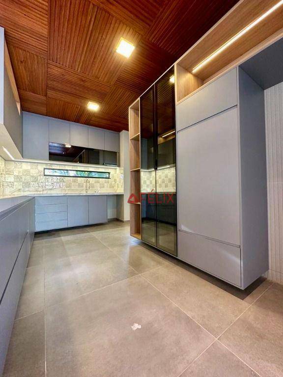 Sobrado à venda com 5 quartos, 396m² - Foto 48