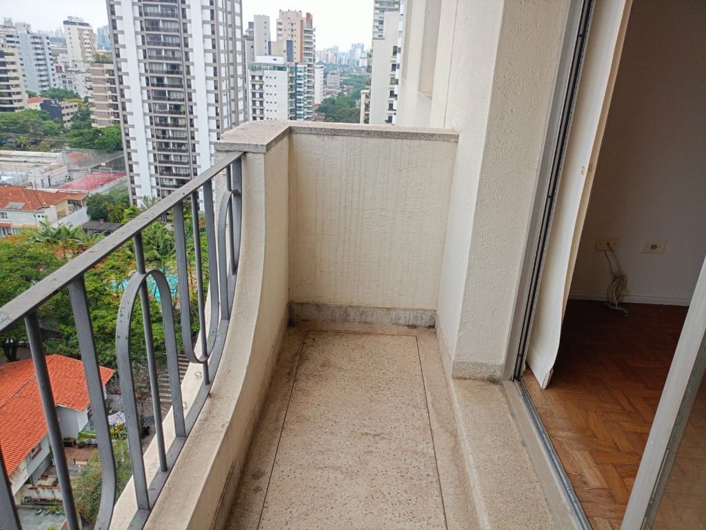 Apartamento para alugar com 3 quartos, 85m² - Foto 6