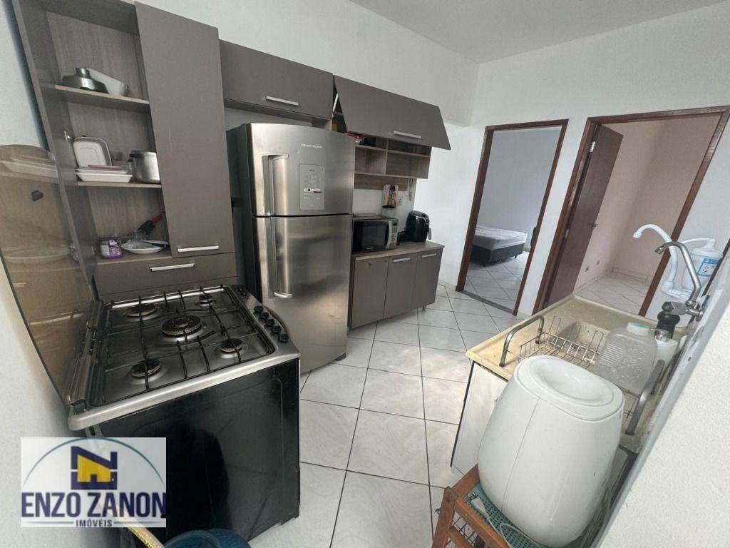 Apartamento para alugar com 2 quartos, 70m² - Foto 15