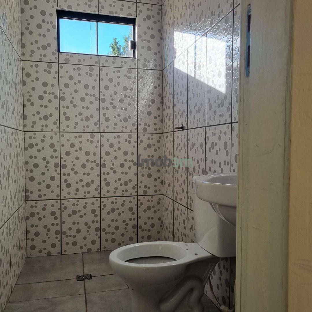 Casa à venda com 2 quartos, 70m² - Foto 8