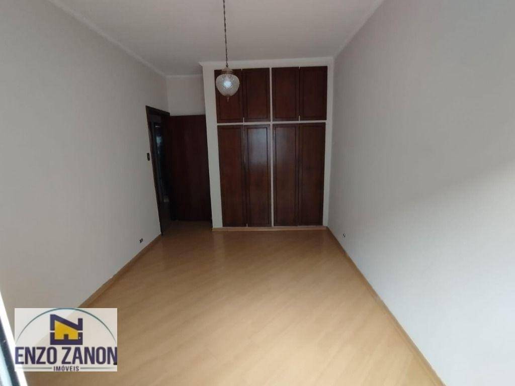 Casa para alugar com 3 quartos, 167m² - Foto 4