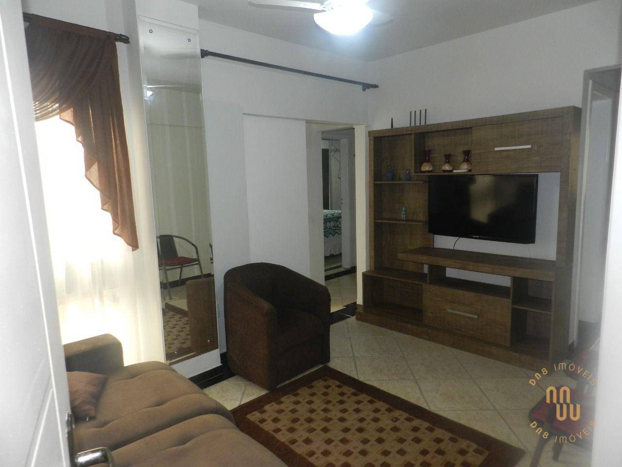 Apartamento à venda com 3 quartos, 173m² - Foto 1