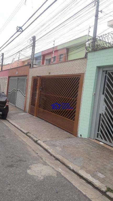 Sobrado à venda com 3 quartos, 160m² - Foto 2