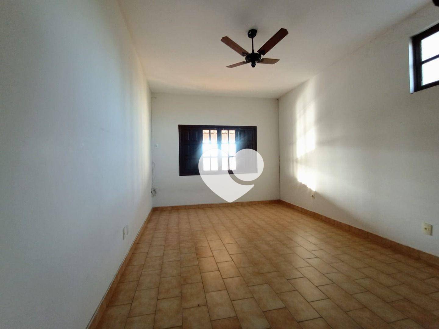 Casa para alugar com 6 quartos, 436m² - Foto 18