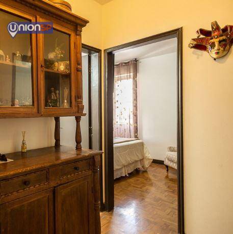 Apartamento à venda com 3 quartos, 120m² - Foto 4