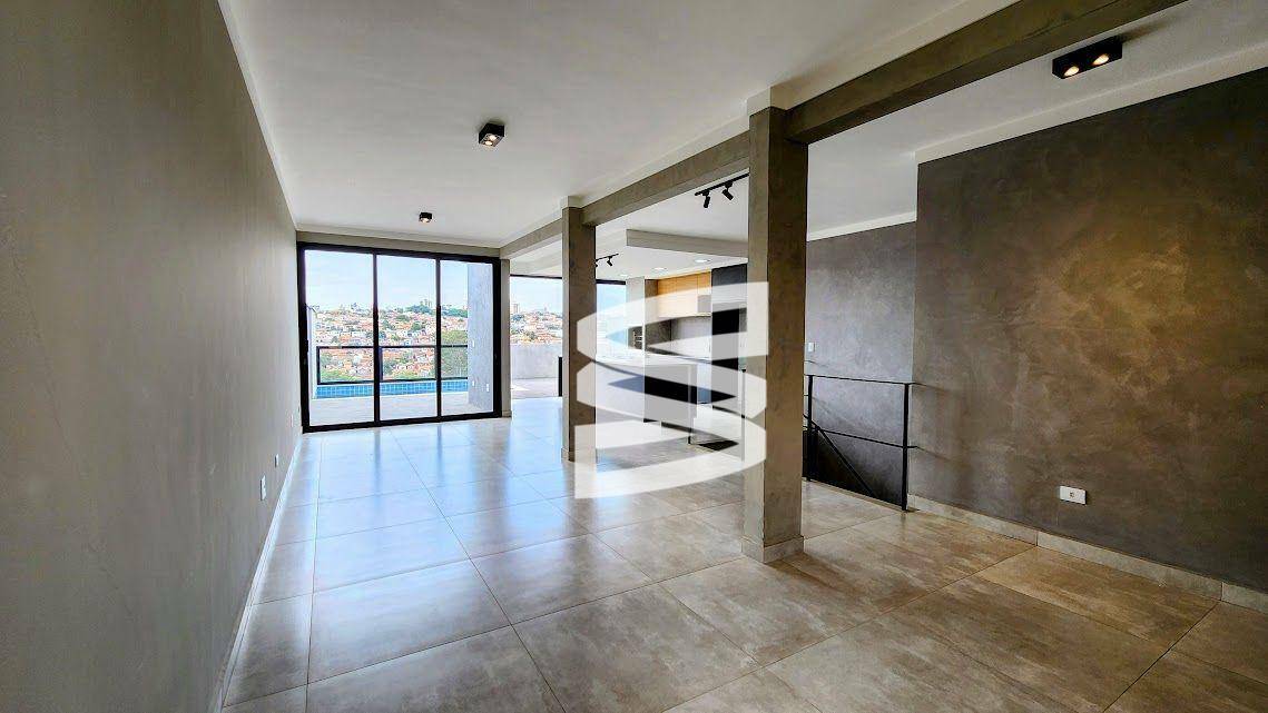 Casa de Condomínio à venda com 3 quartos, 224m² - Foto 3