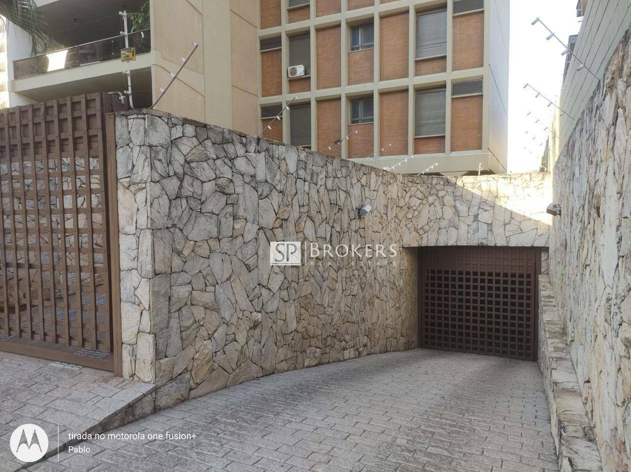 Apartamento à venda com 4 quartos, 207m² - Foto 3