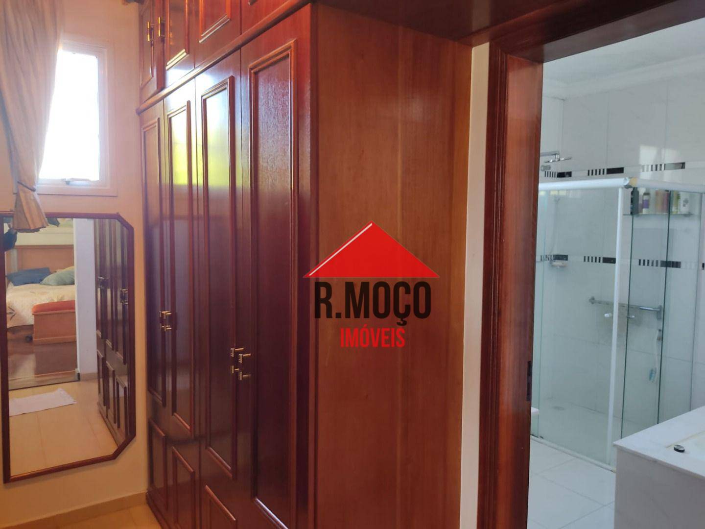 Sobrado à venda com 3 quartos, 387m² - Foto 32