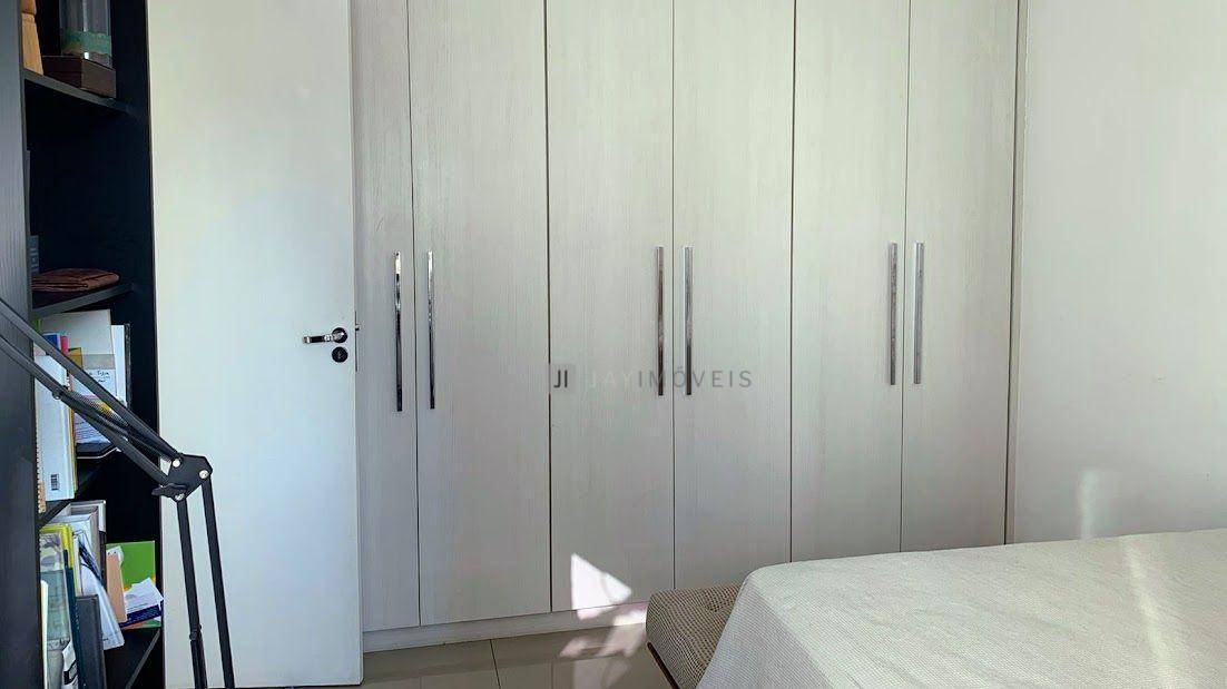 Apartamento à venda com 2 quartos, 79m² - Foto 7