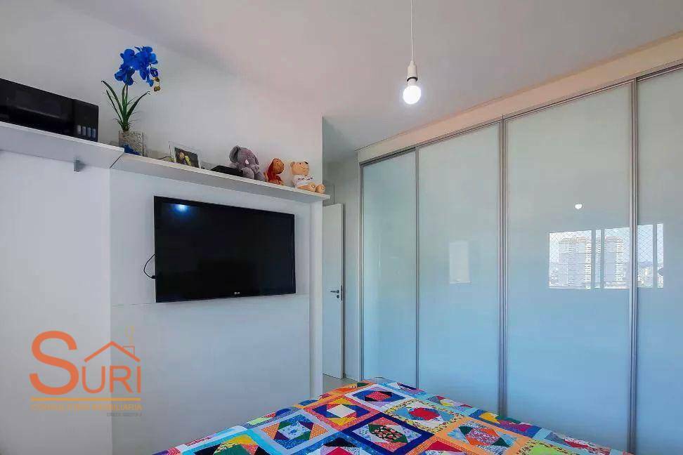 Apartamento à venda com 2 quartos, 70m² - Foto 11