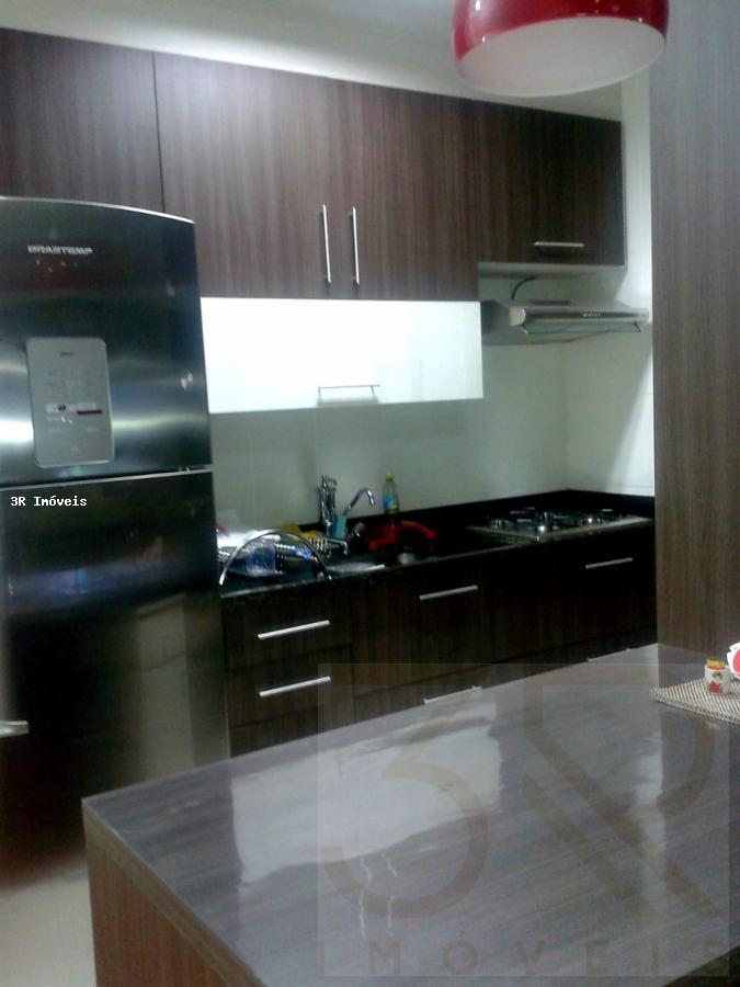 Apartamento à venda com 2 quartos, 69m² - Foto 10