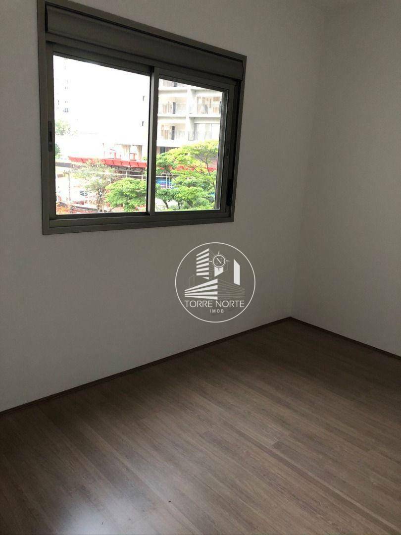 Apartamento à venda com 3 quartos, 150m² - Foto 13