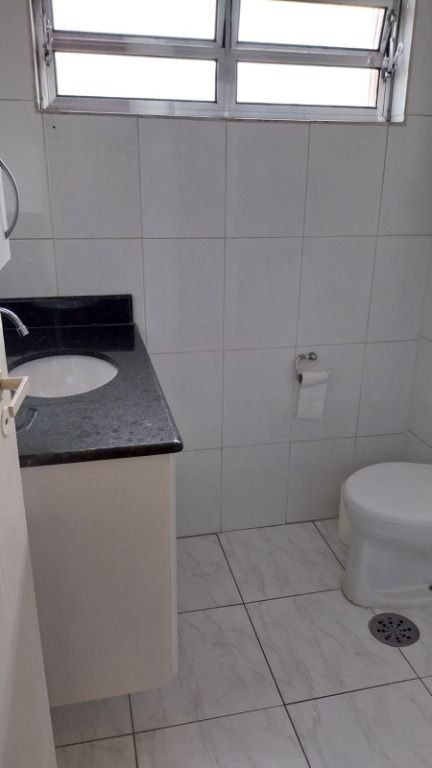 Apartamento à venda com 2 quartos, 70m² - Foto 9