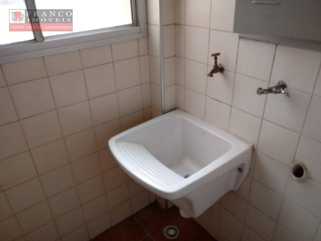 Apartamento à venda com 2 quartos, 63m² - Foto 16