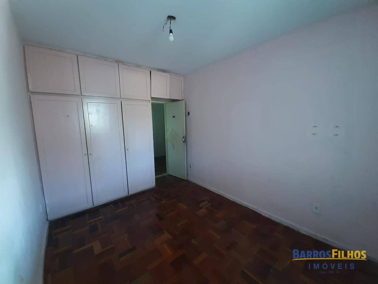 Casa para alugar com 7 quartos, 280M2 - Foto 11