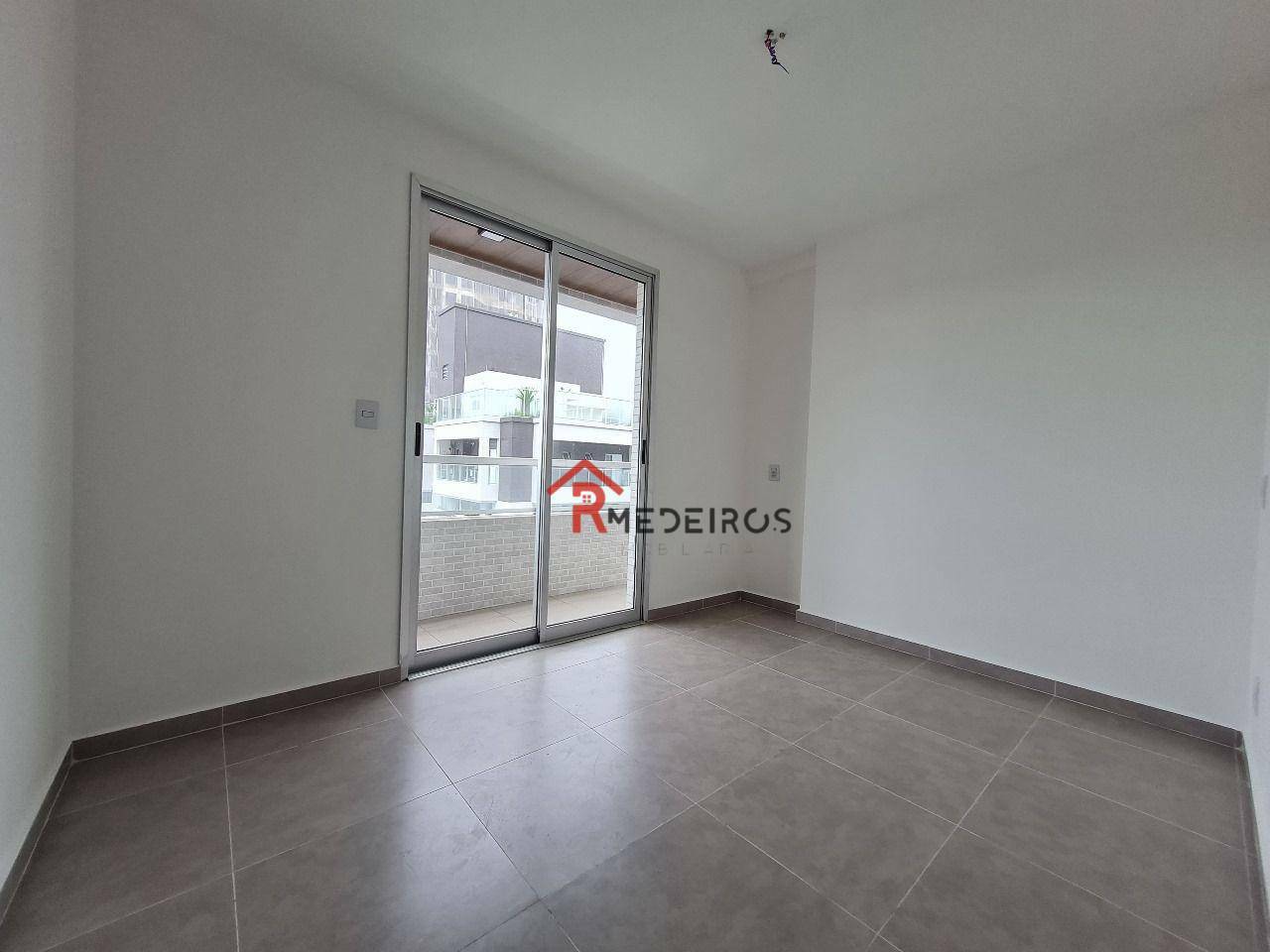 Apartamento à venda com 3 quartos, 113m² - Foto 11