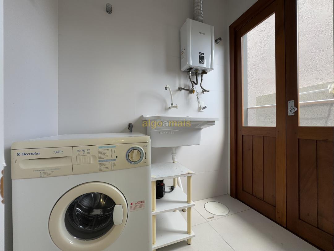Casa de Condomínio à venda com 4 quartos, 196m² - Foto 36