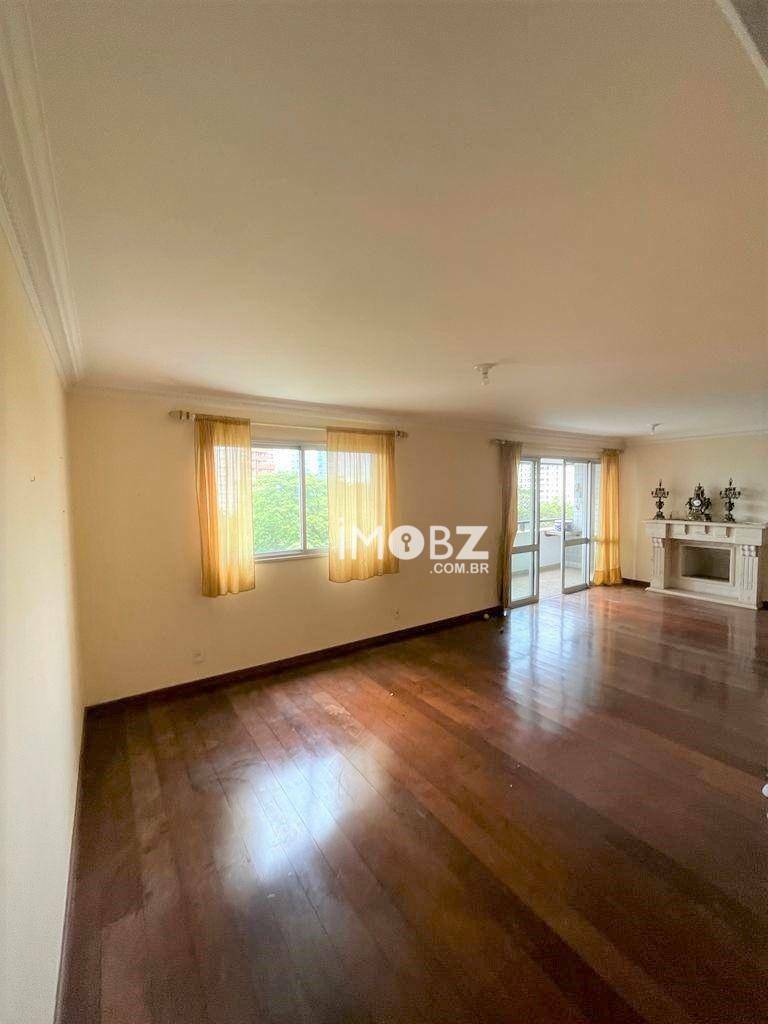 Apartamento à venda com 4 quartos, 190m² - Foto 4