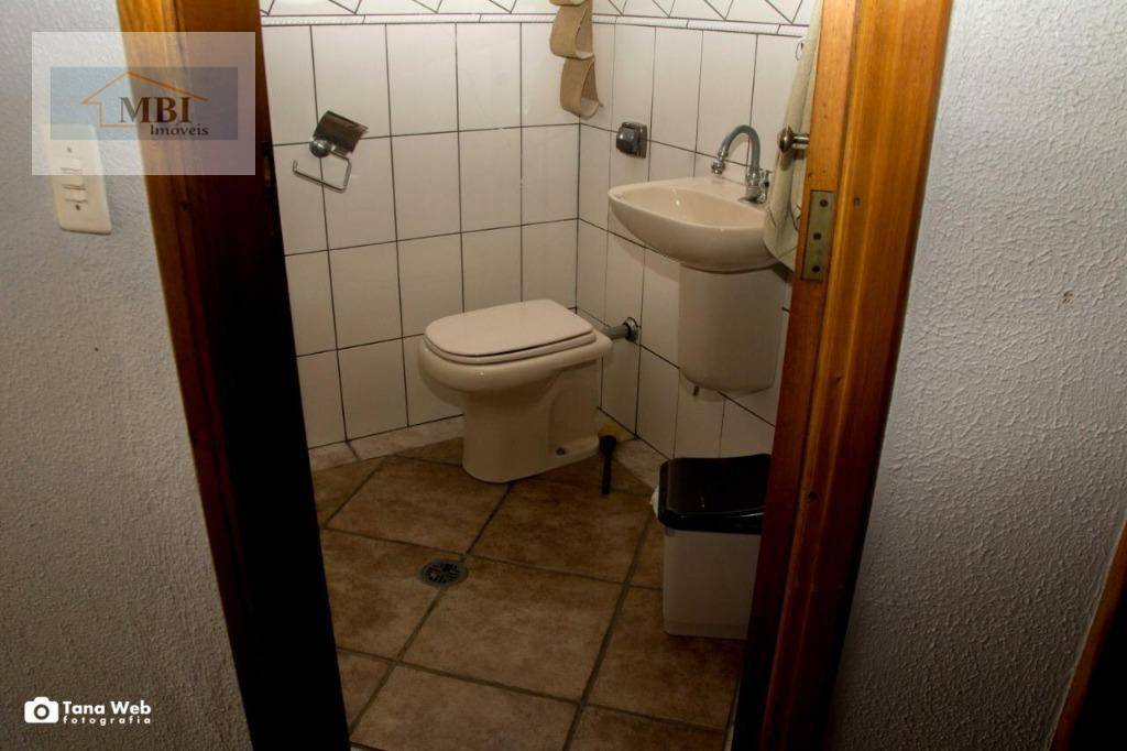 Sobrado à venda com 4 quartos, 1m² - Foto 9