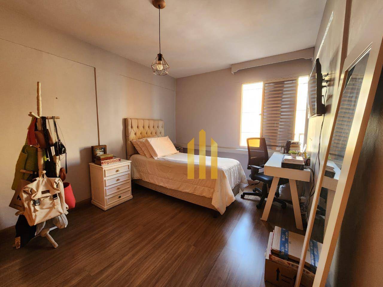 Apartamento à venda com 2 quartos, 70m² - Foto 17