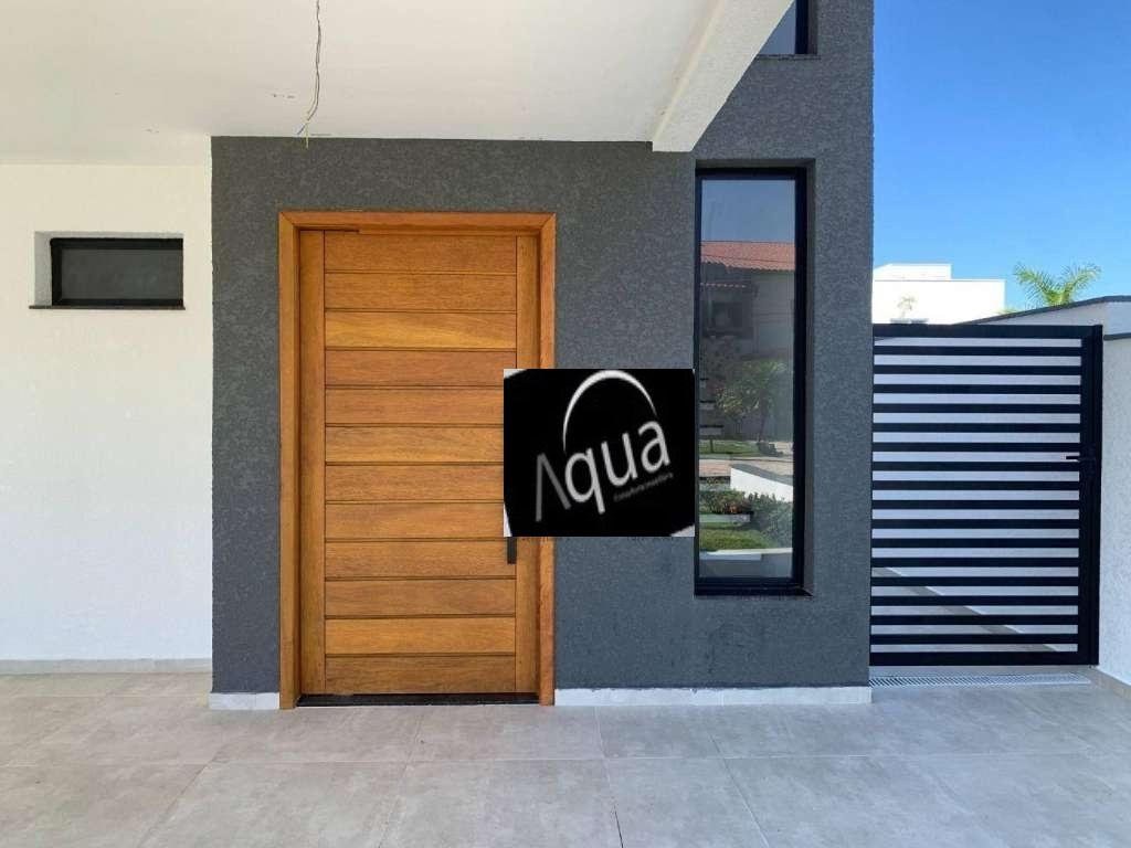 Casa à venda com 3 quartos, 300m² - Foto 3