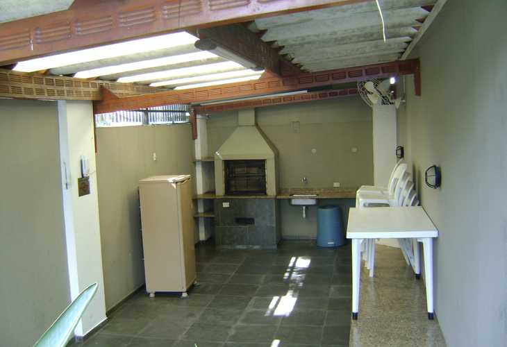 Apartamento à venda com 2 quartos, 61m² - Foto 4