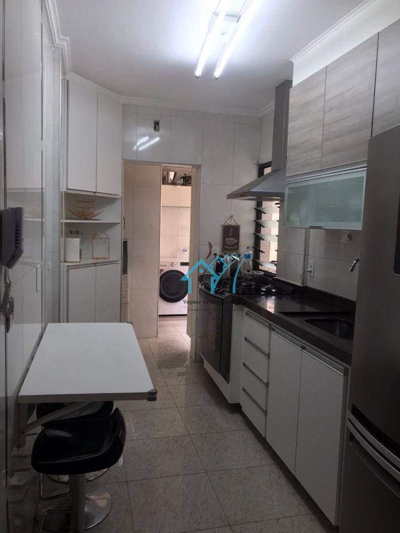 Apartamento à venda com 3 quartos, 93m² - Foto 2