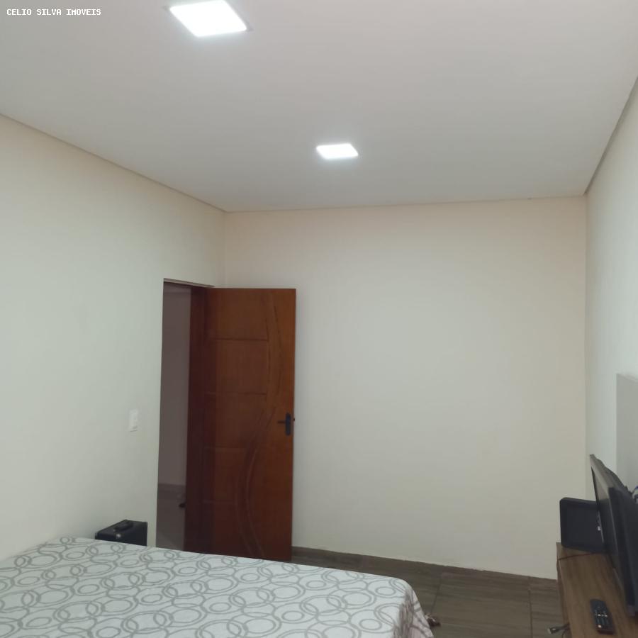 Casa à venda com 3 quartos, 177m² - Foto 17